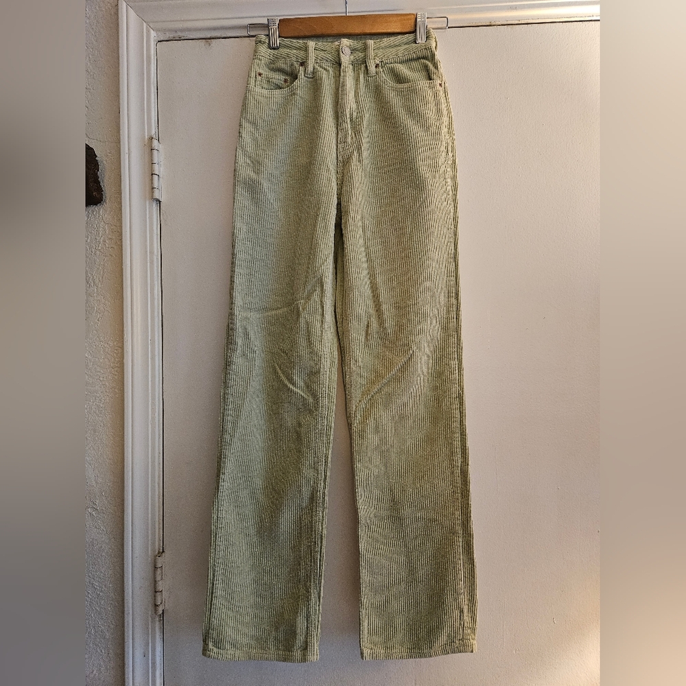 PacSun 90s Boyfriend Cut Women's Green Corduroy Pants Size 23 - Picture 1 of 8
